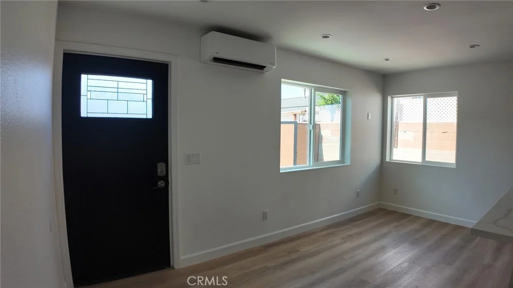 240 S Arizona Ave, Los Angeles, CA 90022