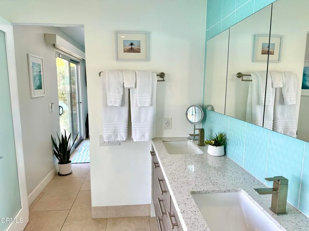 Additional image 30 of 999 E Via Escuela, Palm Springs, CA 92262