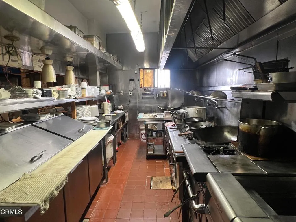 Additional image 24 of 1621 N Oxnard Boulevard, Oxnard, CA 93030