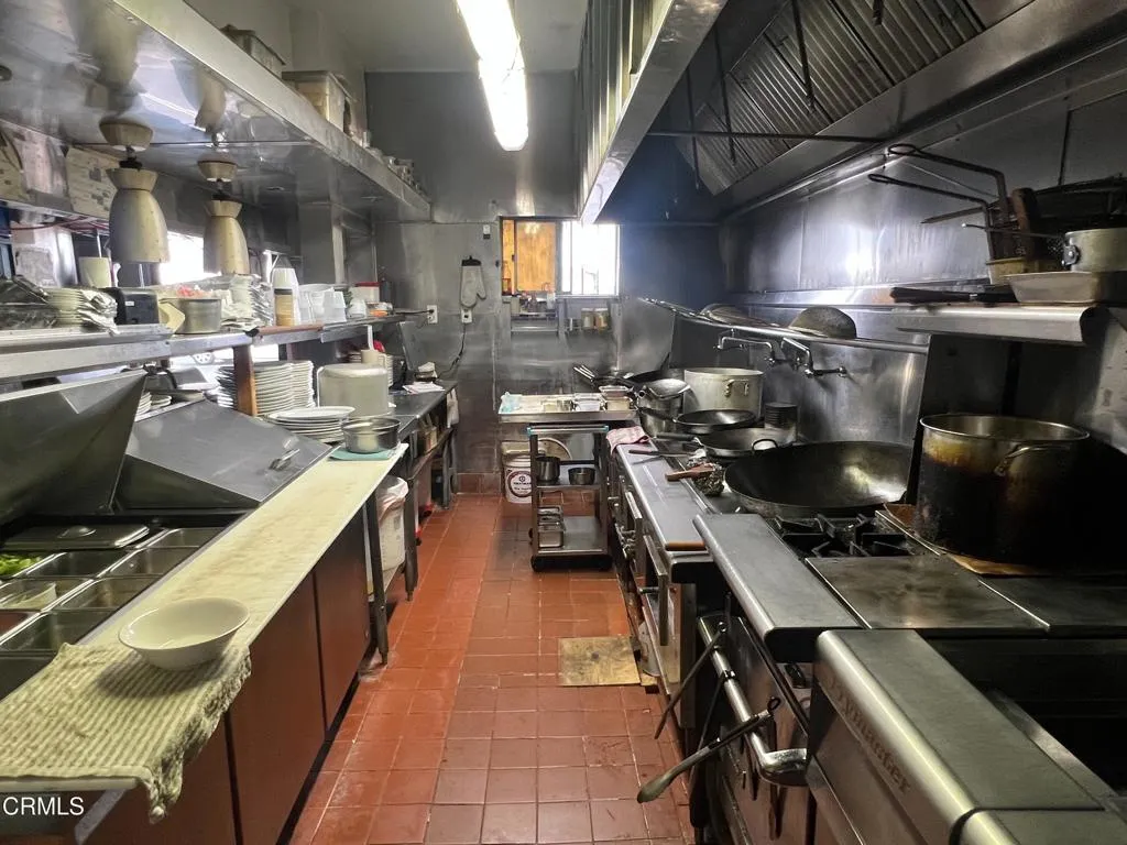 Additional image 49 of 1621 N Oxnard Boulevard, Oxnard, CA 93030