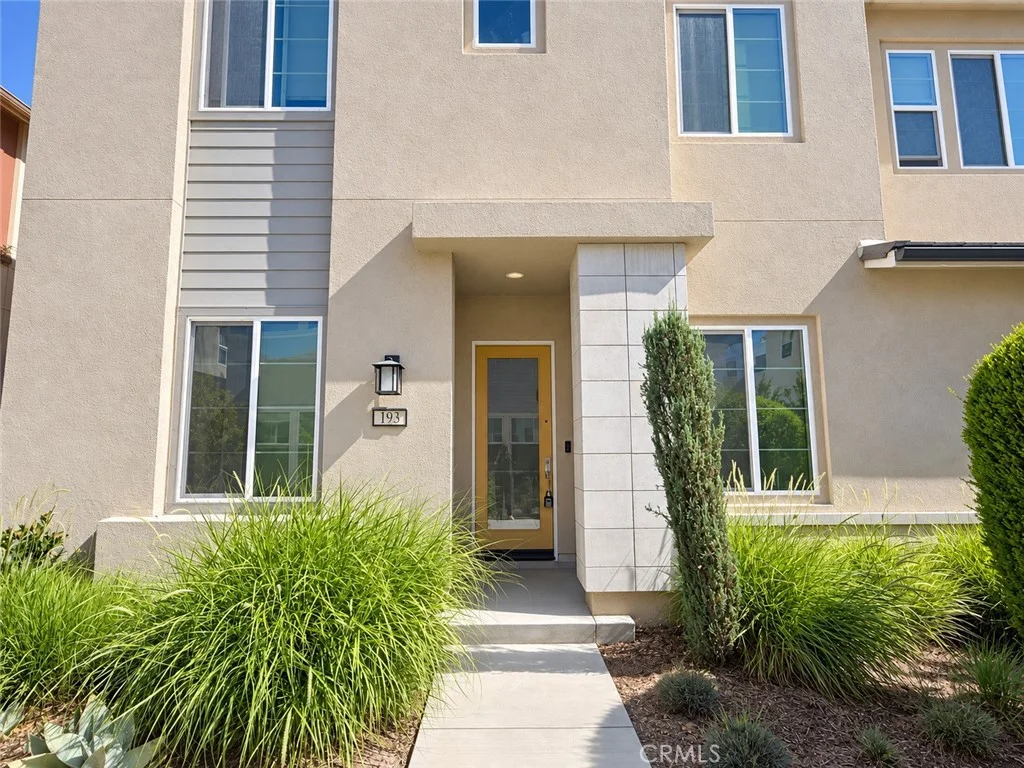 193 Frame, Irvine, CA 92618 photo 2