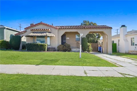 10610 S St Andrews Place, Los Angeles, CA 90047 - MLS#: SB24253135