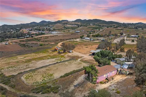 32855 Debon Street, Menifee, CA MLS: SW25105715