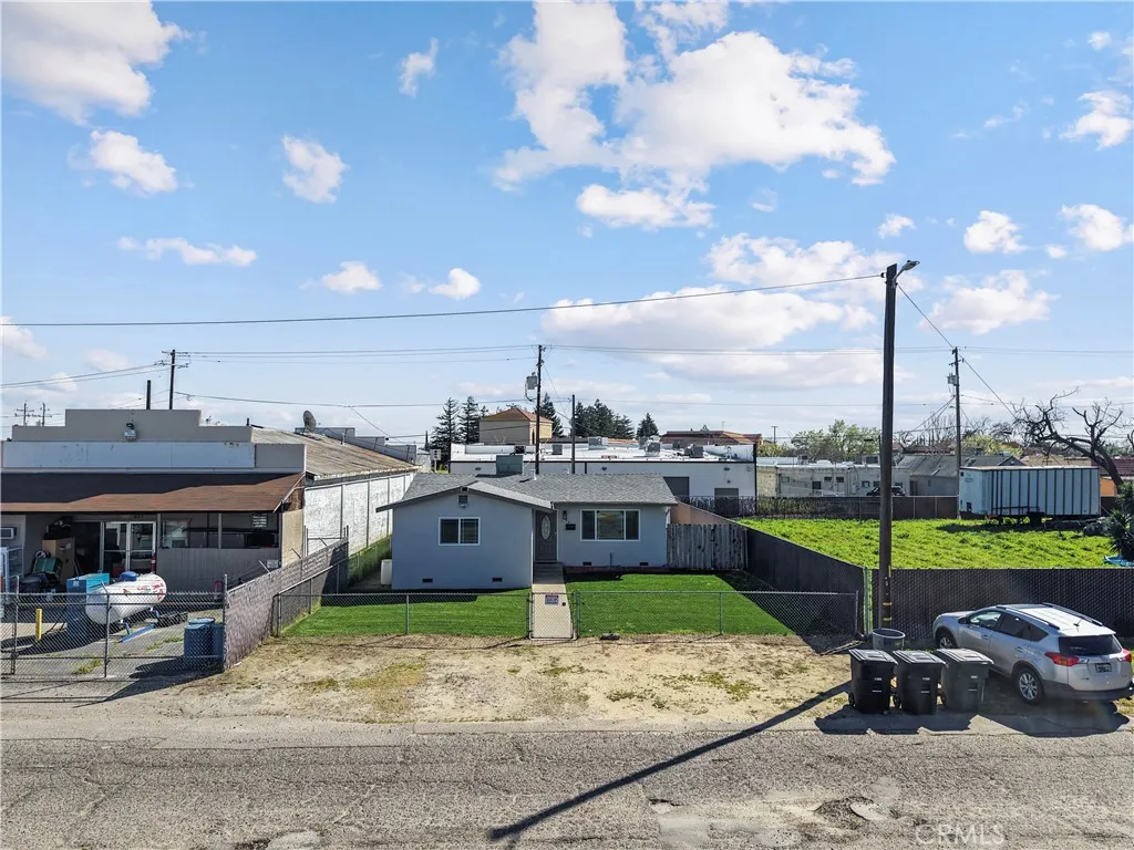 Additional image 36 of 341 2nd Street, Livingston, CA 95334