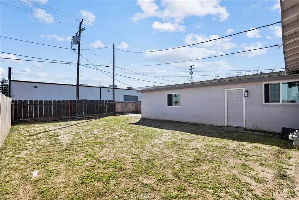 Additional image 16 of 341 2nd Street, Livingston, CA 95334