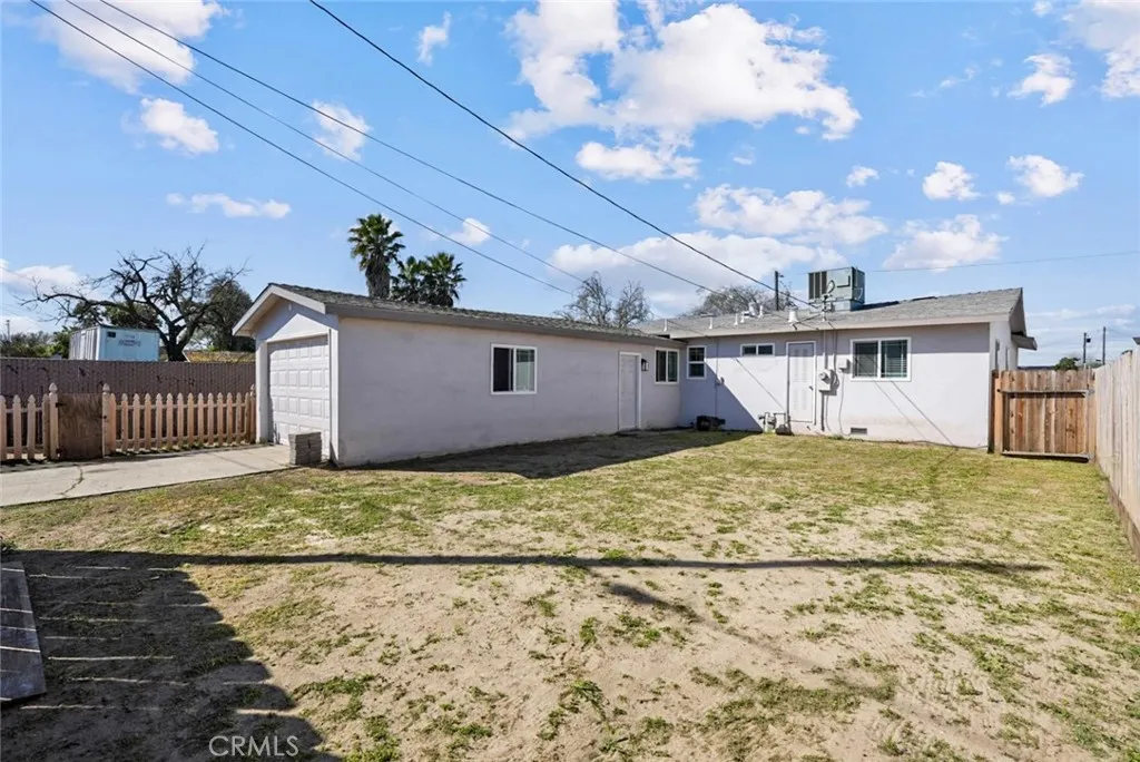 Additional image 15 of 341 2nd Street, Livingston, CA 95334