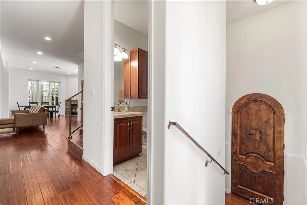 Additional image 4 of 3833 Huron Ave. Unit 1, Culver City, CA 90232