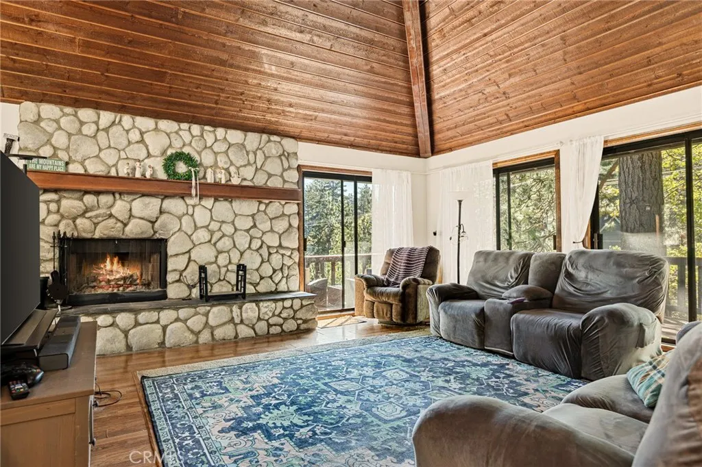 Additional image 36 of 26211 Spyglass Dr, Lake Arrowhead, CA 92352