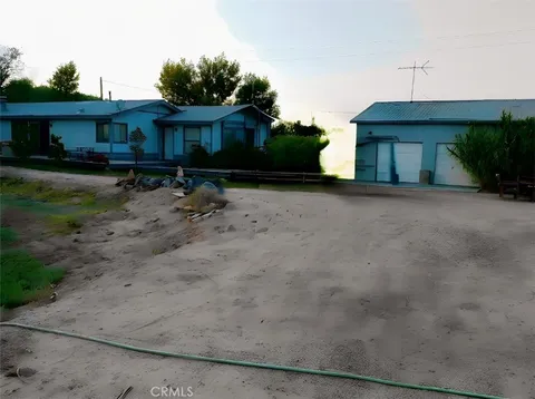 46292 National Trails Hwy, Newberry Springs, CA MLS: TR25007581