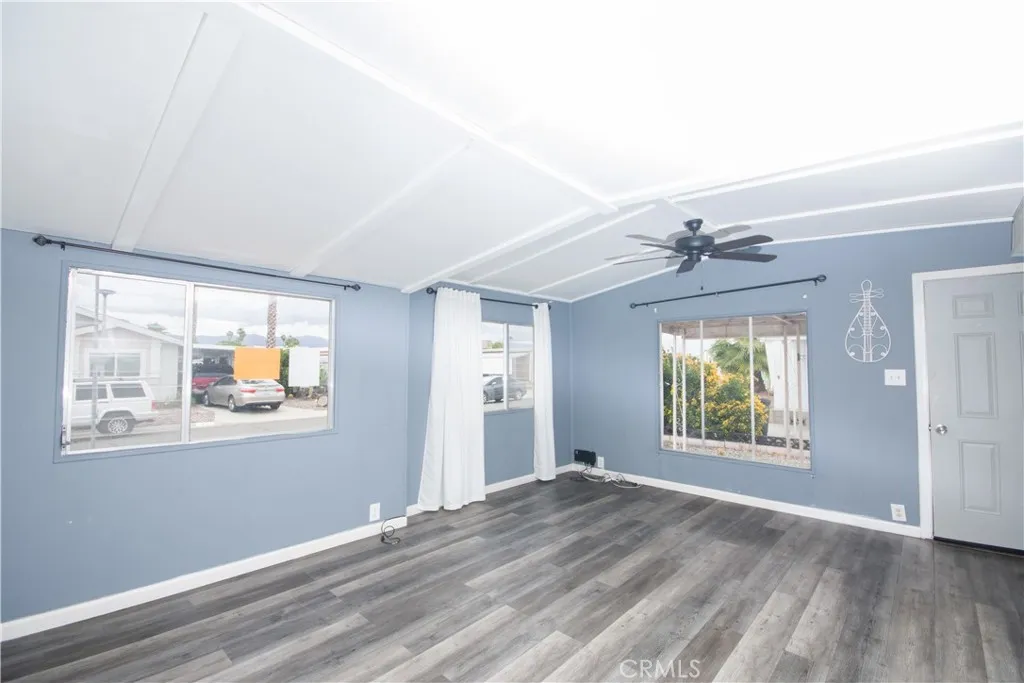 Additional image 8 of 670 Santa Clara Cir, Hemet, CA 92543