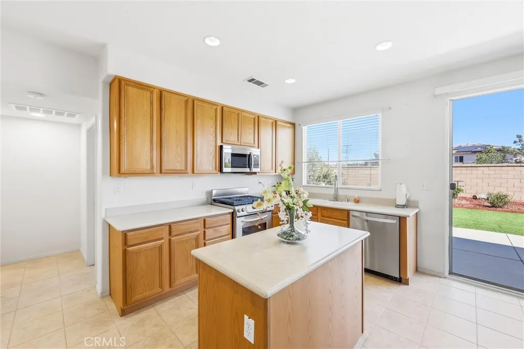 Additional image 66 of 14126 Tiger Lily Court, Hesperia, CA 92344