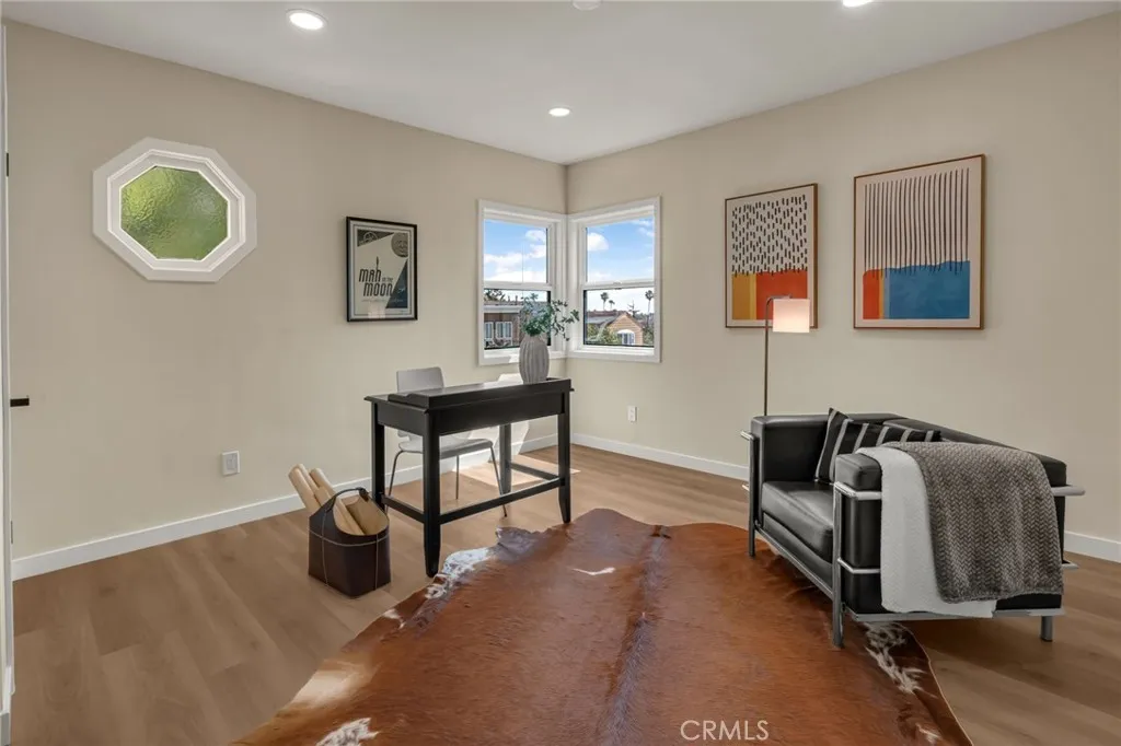 Additional image 52 of 5309 Maymont Dr, Los Angeles, CA 90043