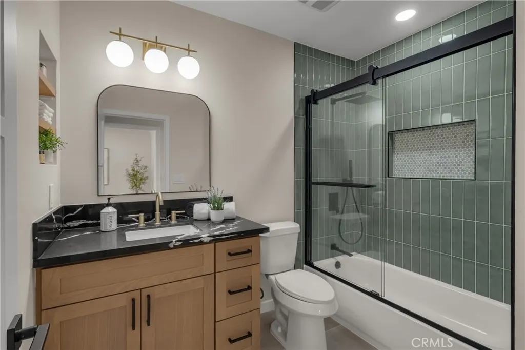 Additional image 54 of 5309 Maymont Dr, Los Angeles, CA 90043