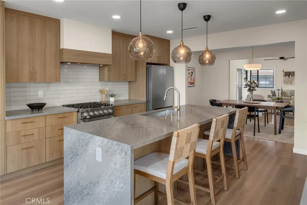 Additional image 44 of 5309 Maymont Dr, Los Angeles, CA 90043