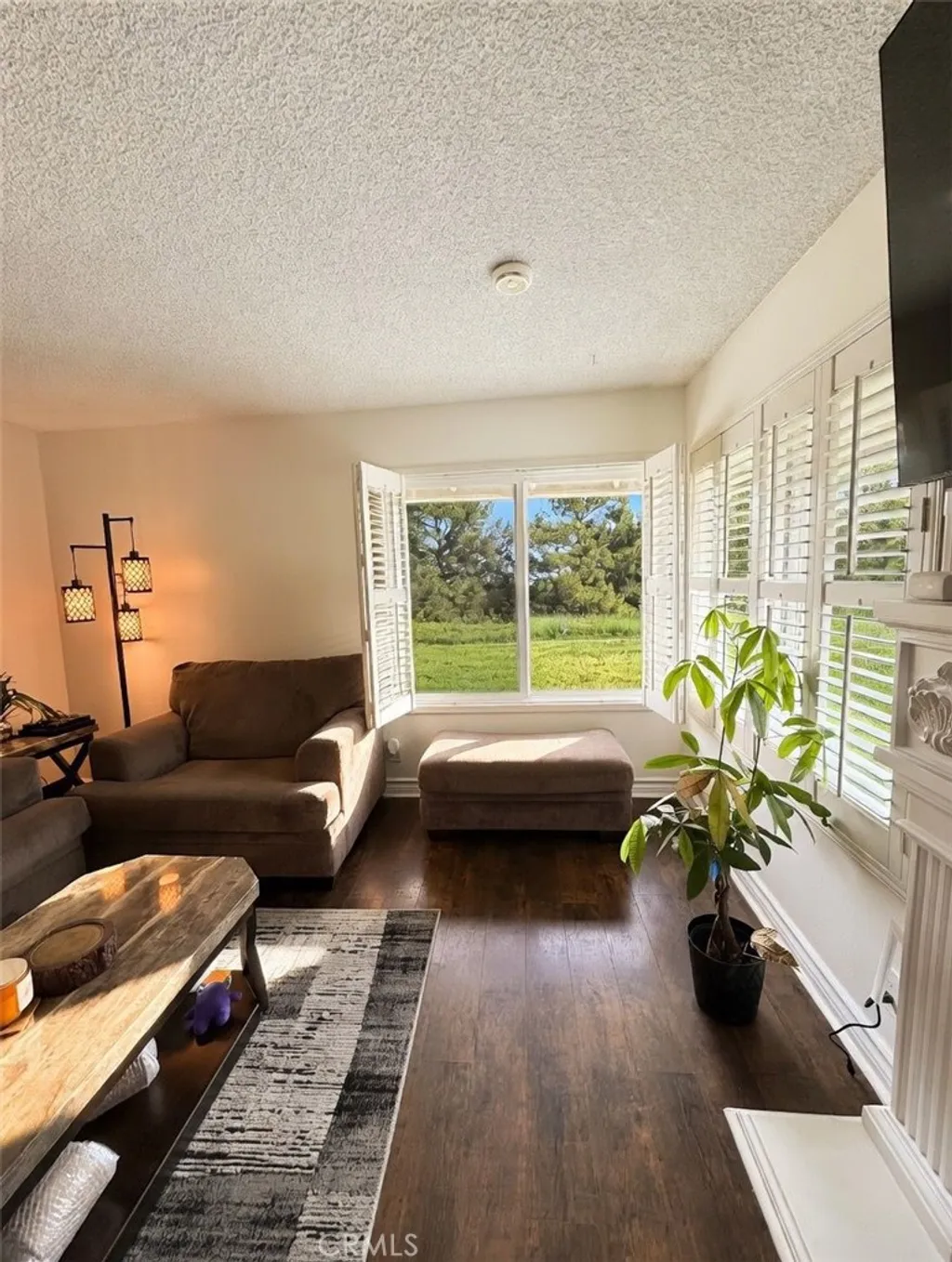 Additional image 6 of 26172 Rainbow Glen Dr, Newhall, CA 91321