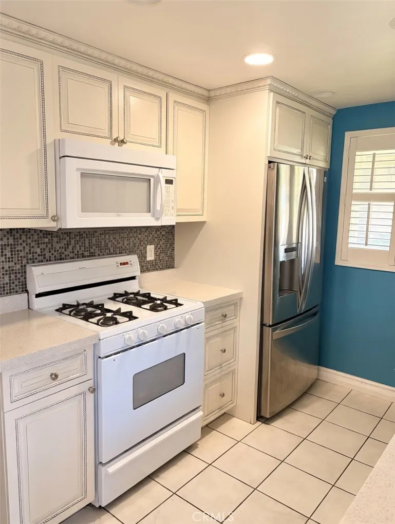Additional image 38 of 26172 Rainbow Glen Dr, Newhall, CA 91321