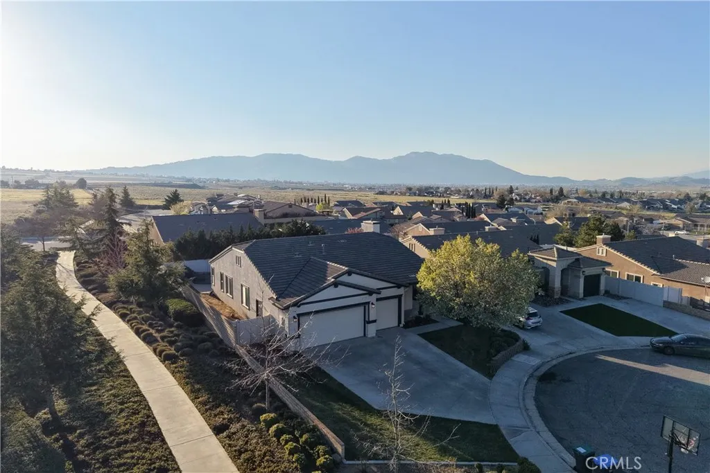 1332 Cellini Court, Tehachapi, CA 93561