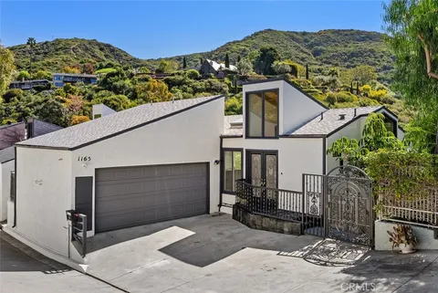 1165 Keller Way, Laguna Beach, CA MLS: OC25059439