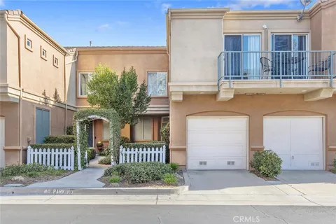 26945 Hillsborough Pkwy Unit 33, Valencia, CA 91354 - MLS#: SR25014731