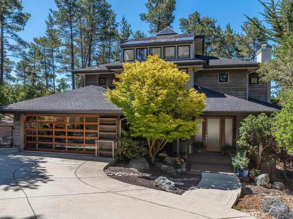 1381 Berwick Drive, Cambria, CA 93428