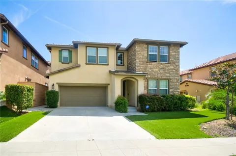 650 E Mandevilla Way, Azusa, CA MLS: AR25086046