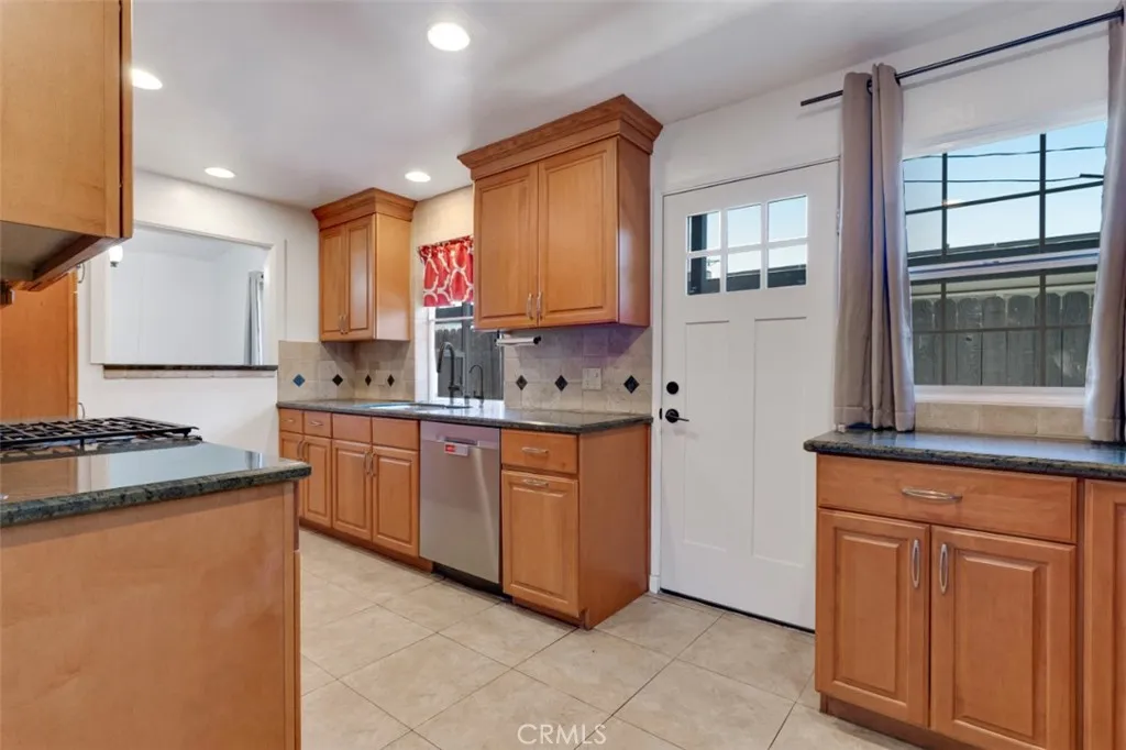 Additional image 65 of 18027 Hatton Street, Reseda, CA 91335