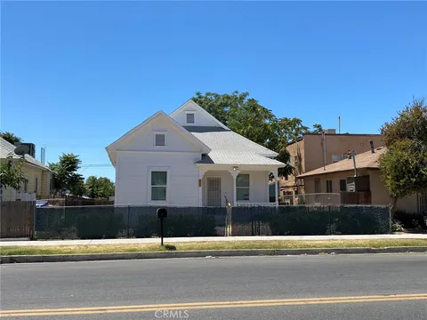 805 Kentucky Street, Bakersfield, CA MLS: PW25034647