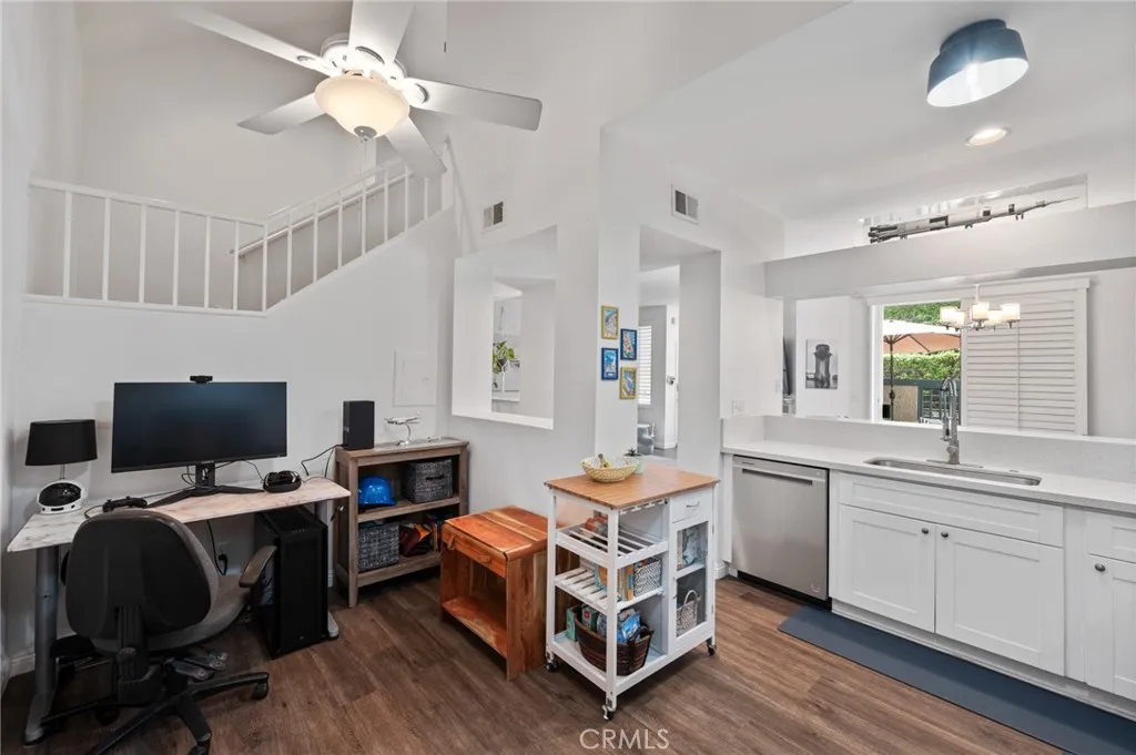 Additional image 72 of 1380 W Capitol Drive, San Pedro, CA 90732