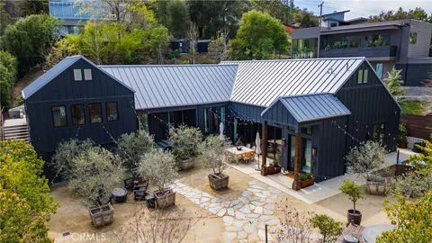 28960 Crags Drive, Agoura Hills, CA 91301 - MLS#: SR25052594