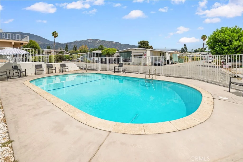 1035 E Huntington Avenue Unit 17, Monrovia, CA 91016