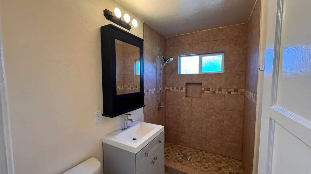 Additional image 16 of 37 E J Street, Chula Vista, CA 91910