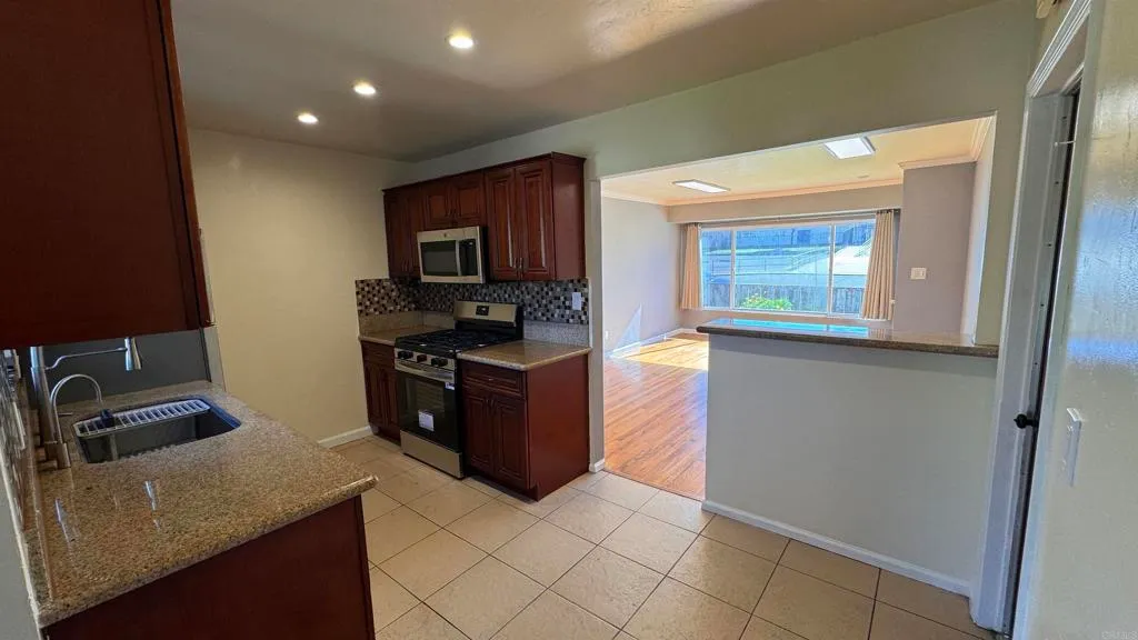 Additional image 38 of 37 E J Street, Chula Vista, CA 91910