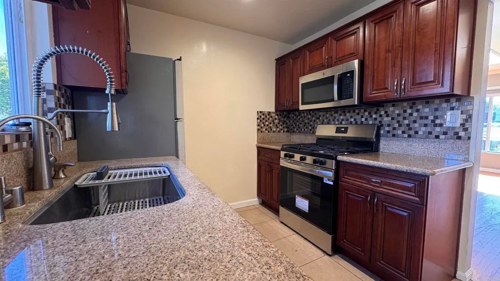Additional image 41 of 37 E J Street, Chula Vista, CA 91910