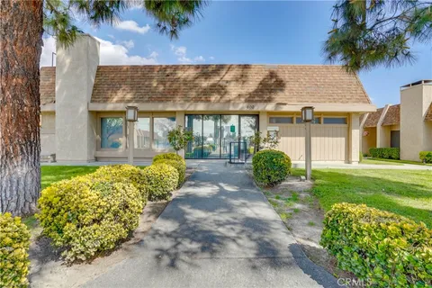 612 S Santa Fe Street Unit 4, Hemet, CA MLS: IV25080277