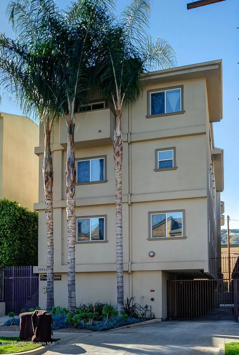 10866 Bluffside Drive Unit 5, Studio City, CA 91604