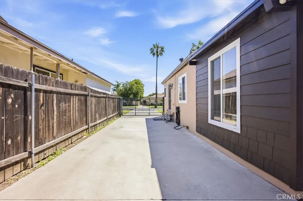 409 Sycamore Ave, Glendora, CA 91741