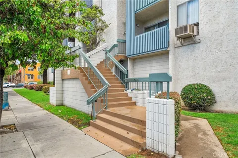 550 W Regent Street Unit 334, Inglewood, CA MLS: IG25057833