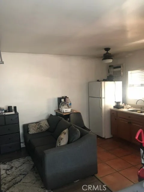 1908 Grier St, Pomona, CA 91766 photo 5