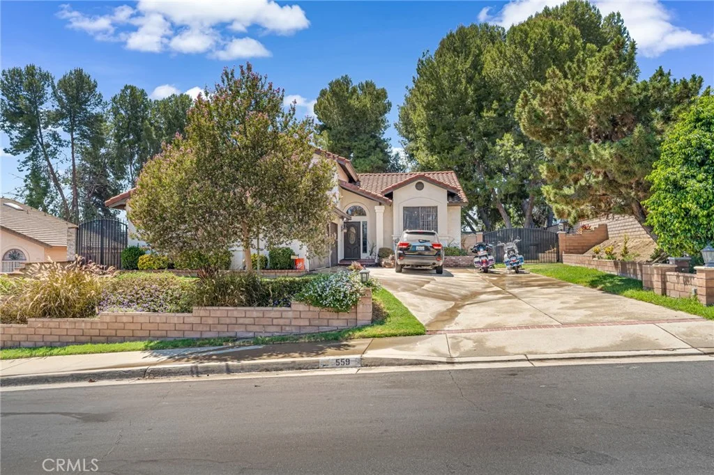 559 Amethyst Ln, Walnut, CA 91789 photo 4