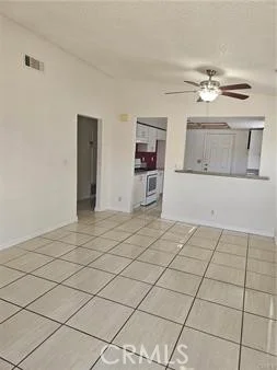 38000 17th St E Unit 16, Palmdale, CA 93550 photo 5