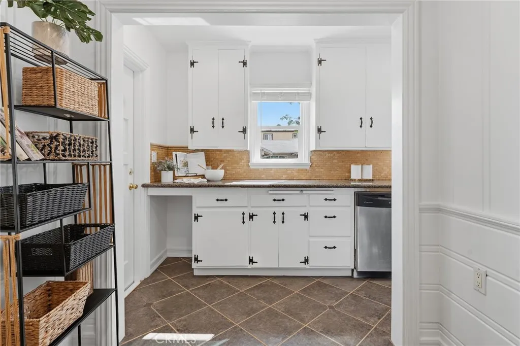 Additional image 48 of 14335 Magnolia Bl, Sherman Oaks, CA 91423