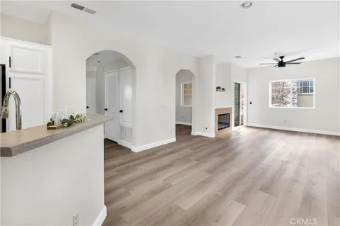 26438 Arboretum Way Unit 2405, Murrieta, CA MLS: SW25074691
