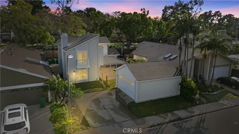 10 Banyan Tree Ln, Irvine, CA MLS: CV25063065