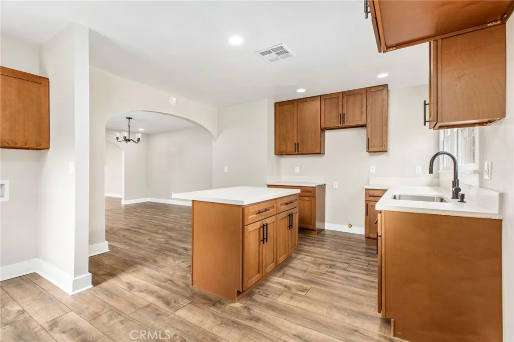 Additional image 22 of 4427 Sunnyside Dr, Riverside, CA 92506