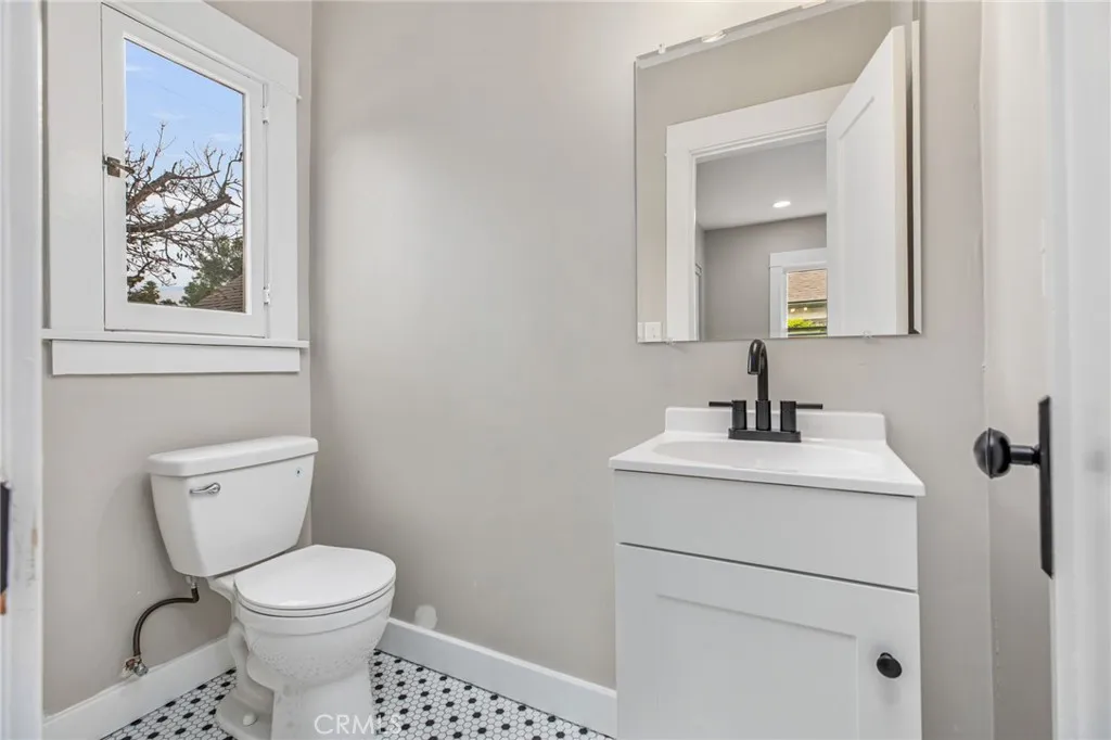 Additional image 78 of 4427 Sunnyside Dr, Riverside, CA 92506