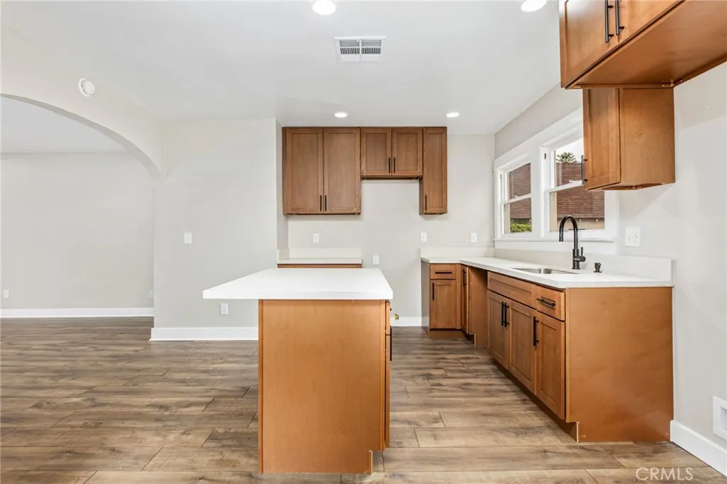 Additional image 23 of 4427 Sunnyside Dr, Riverside, CA 92506