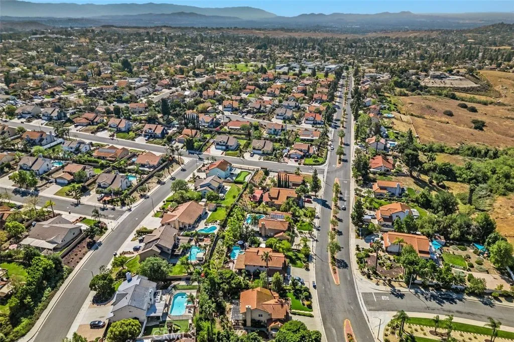 Additional image 4 of 305 Mission Grove Pkwy N, Riverside, CA 92506