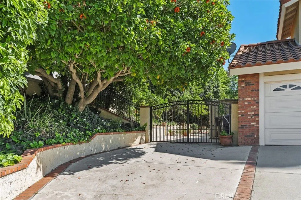 Additional image 13 of 305 Mission Grove Pkwy N, Riverside, CA 92506