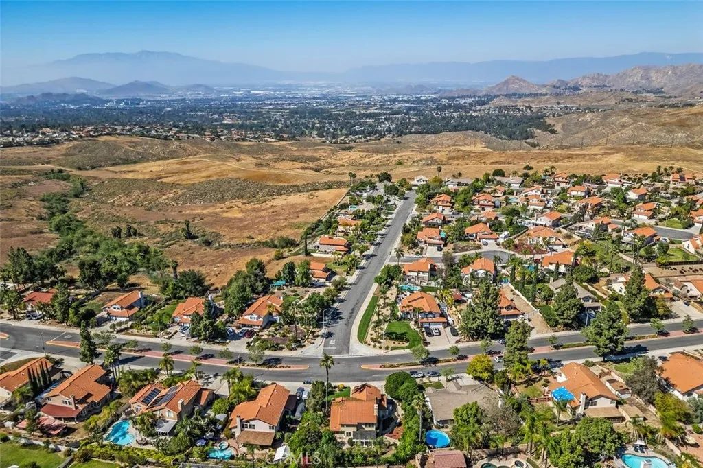 Additional image 6 of 305 Mission Grove Pkwy N, Riverside, CA 92506