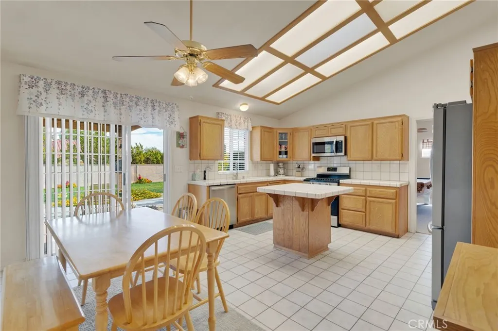 Additional image 14 of 19971 Haida Road, Apple Valley, CA 92307